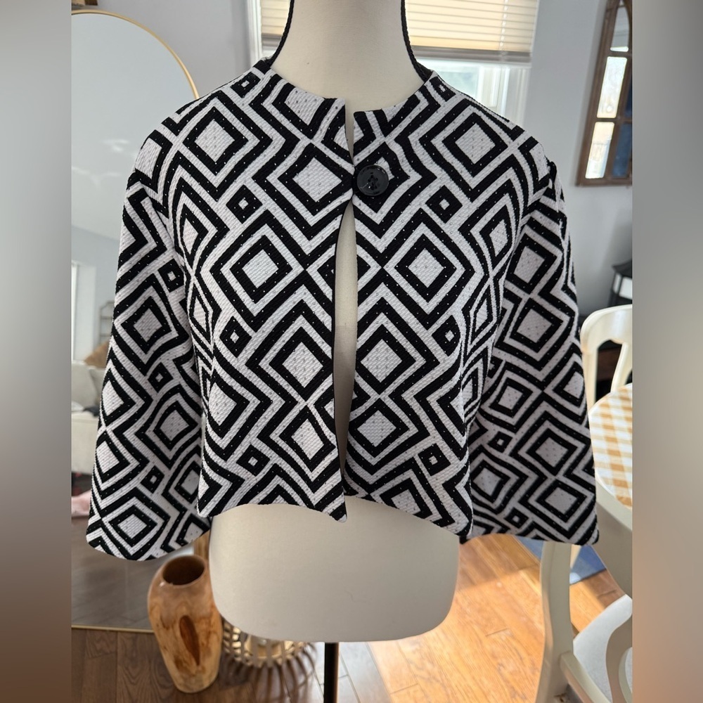 Frank Lyman Design Monochrome Patterned Jacket